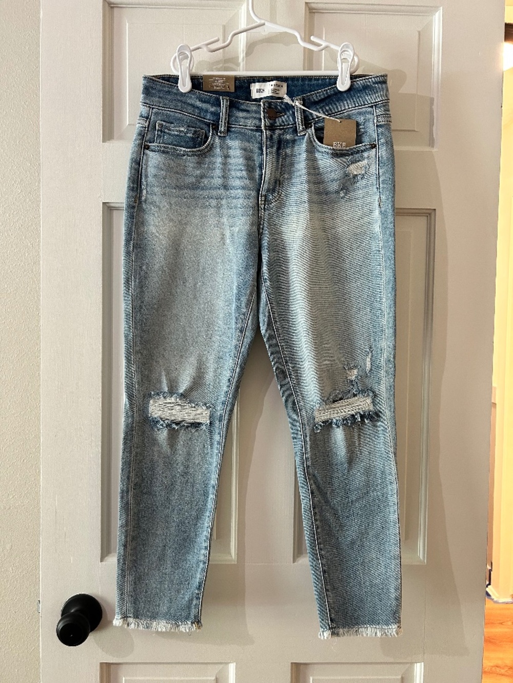 NWT BKE Victoria Mid-Rise Distressed Ankle Skinny Jeans Size 27